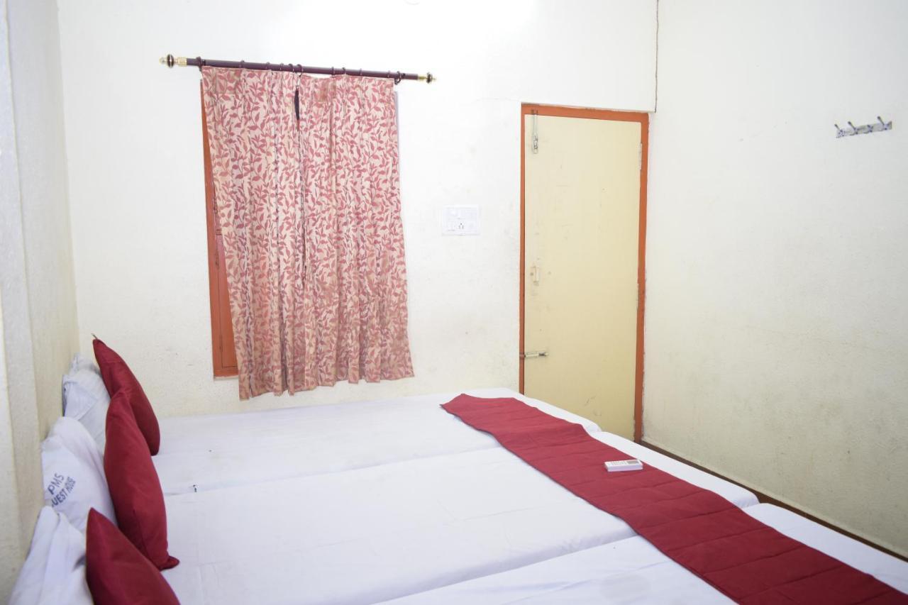Pms Guest House Pondicherry Exteriör bild