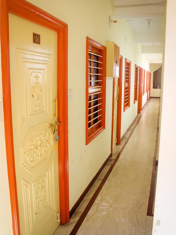Pms Guest House Pondicherry Exteriör bild